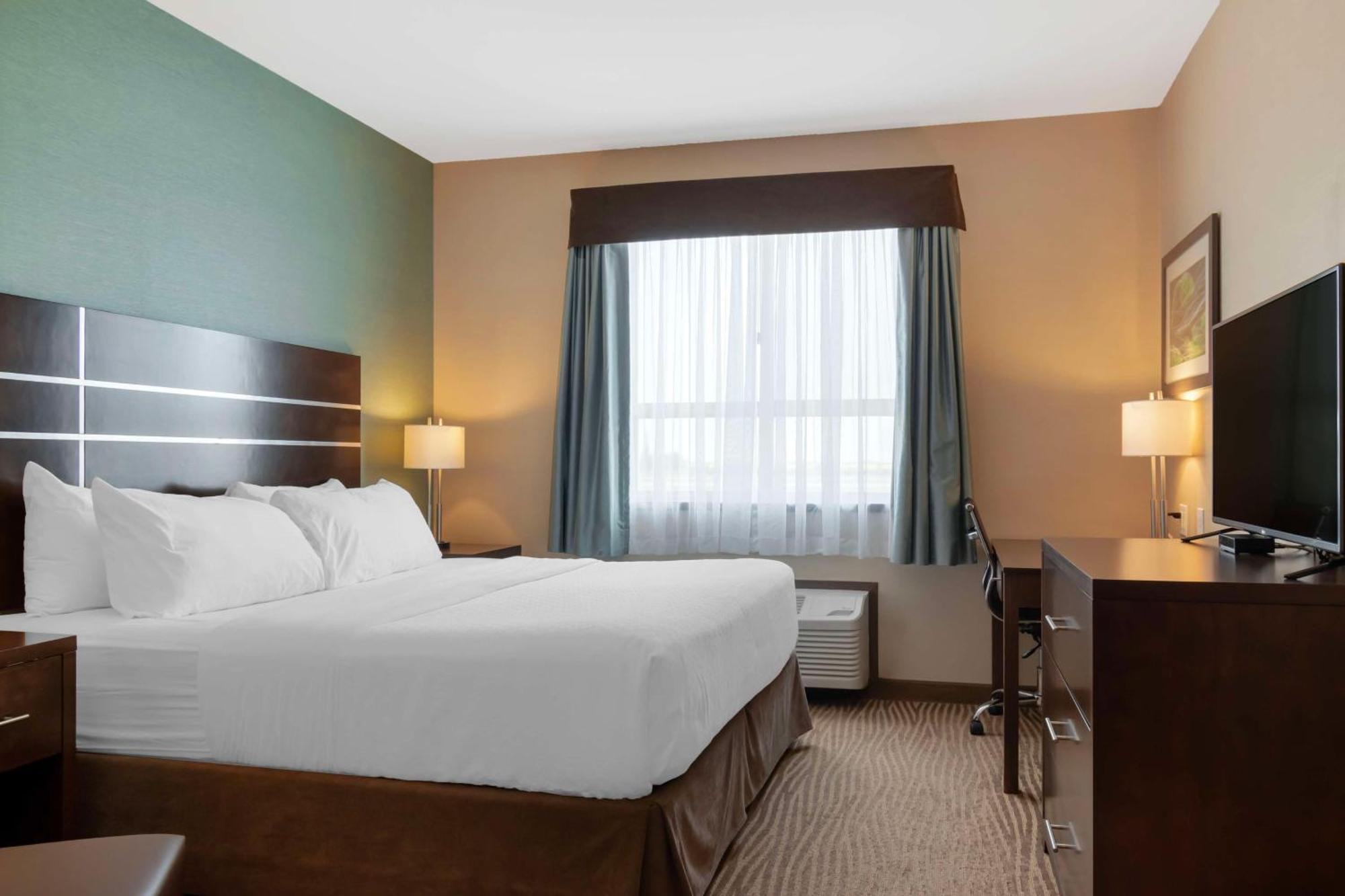 Best Western Plus Moosomin Hotel Ngoại thất bức ảnh
