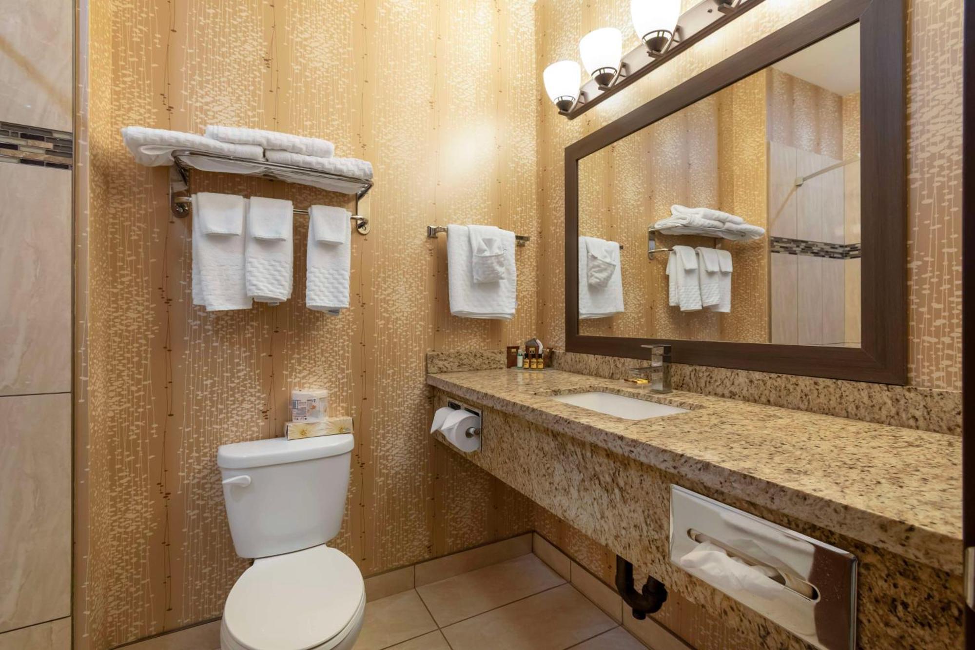 Best Western Plus Moosomin Hotel Ngoại thất bức ảnh