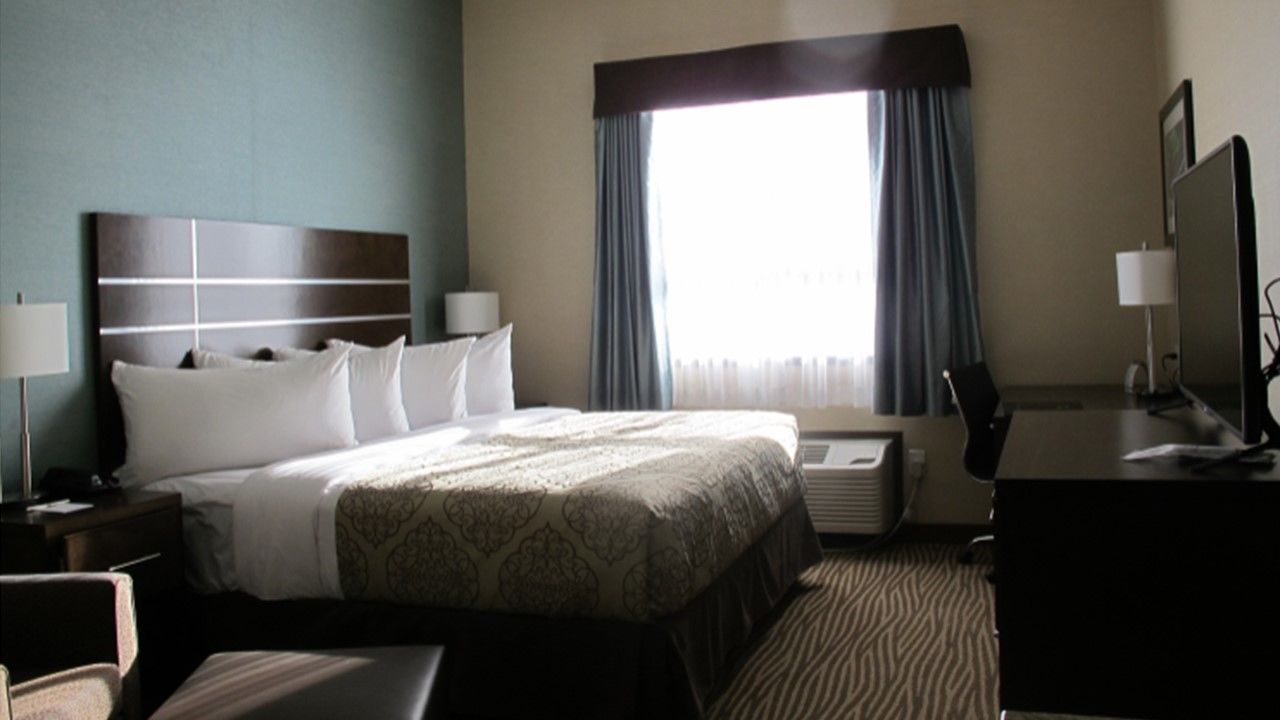 Best Western Plus Moosomin Hotel Ngoại thất bức ảnh