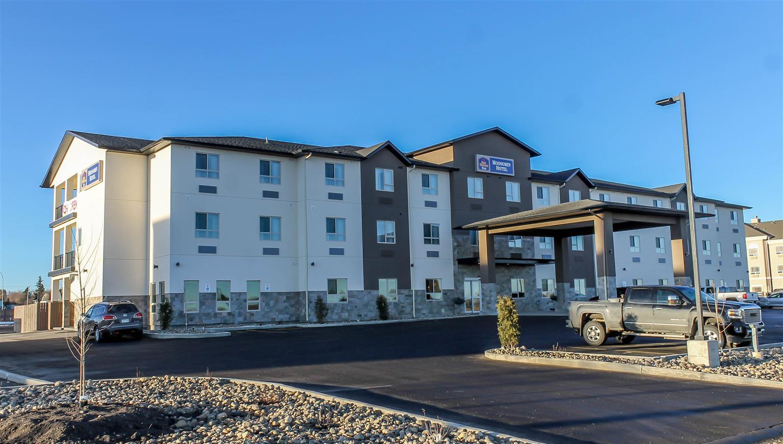 Best Western Plus Moosomin Hotel Ngoại thất bức ảnh